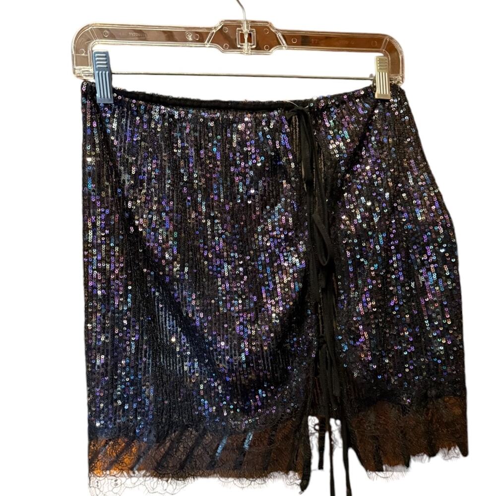 FREE PEOPLE Gold Rush Half-Slip Mini Skirt Lace Hem Embellished Sequin Small NWT - Picture 5 of 9
